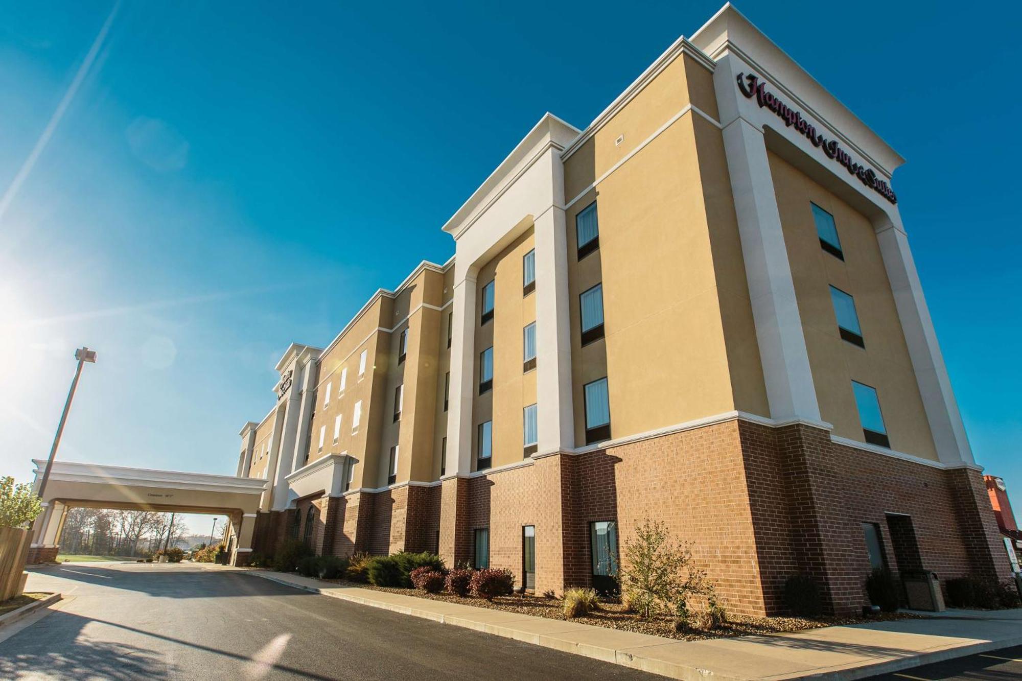 Hampton Inn & Suites Эфингем Экстерьер фото