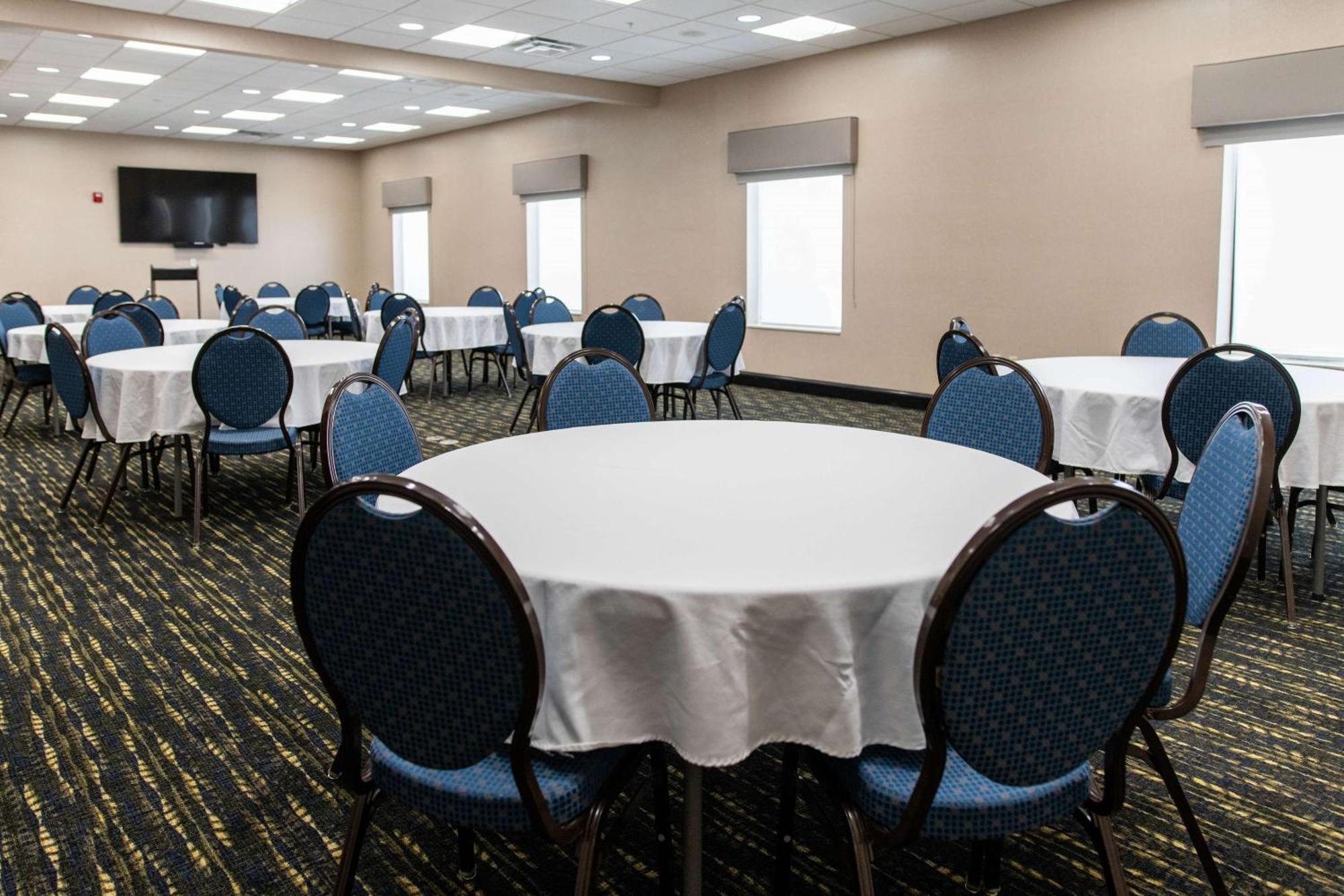 Hampton Inn & Suites Эфингем Экстерьер фото