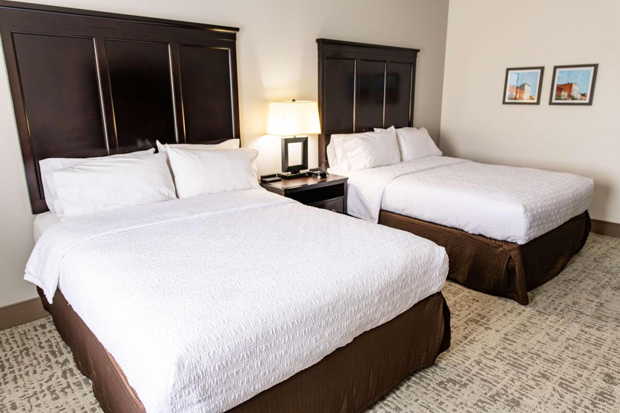Hampton Inn & Suites Эфингем Экстерьер фото
