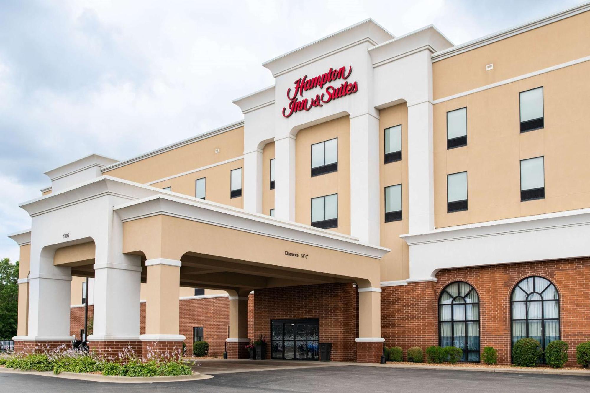 Hampton Inn & Suites Эфингем Экстерьер фото