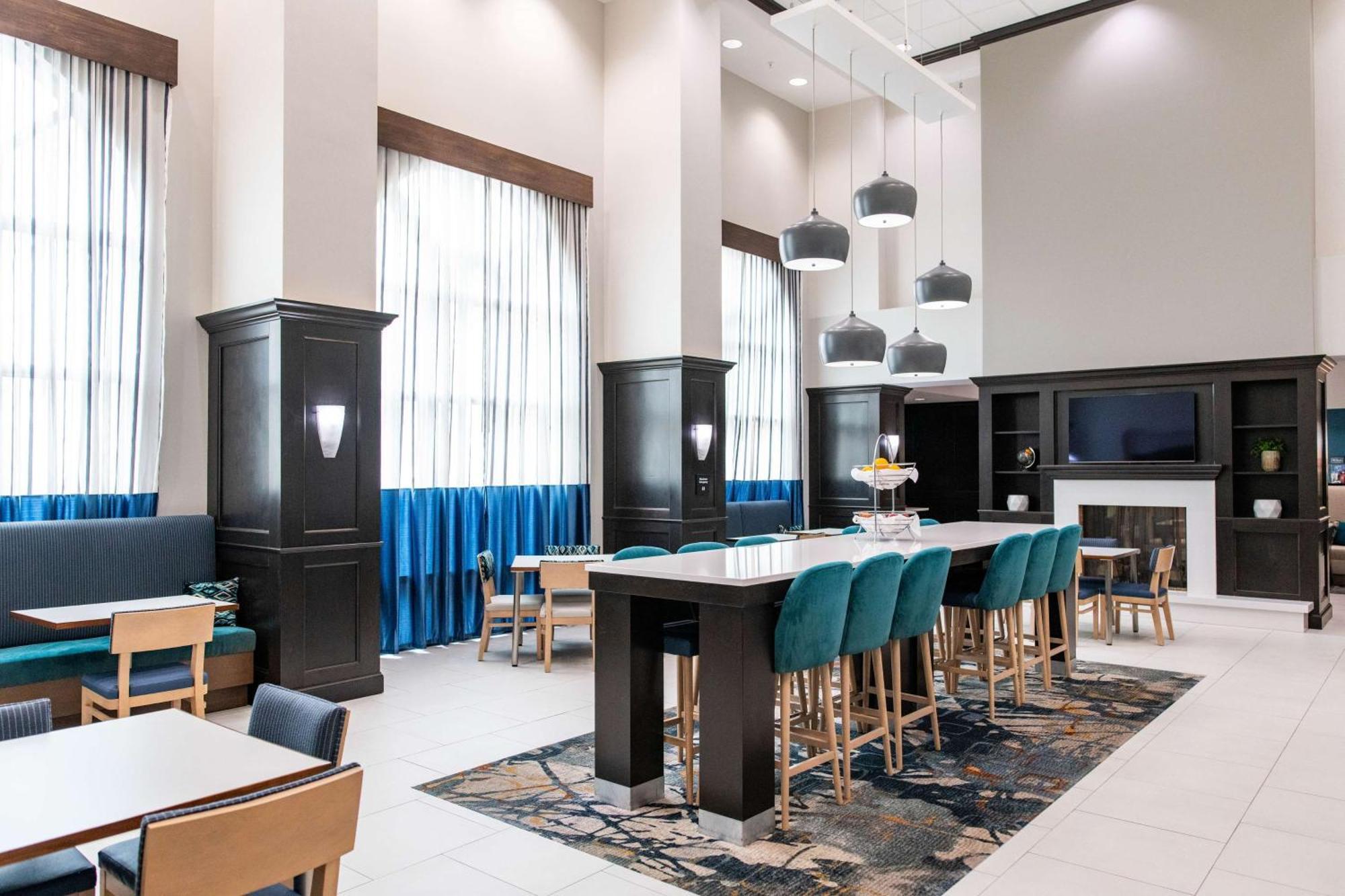 Hampton Inn & Suites Эфингем Экстерьер фото