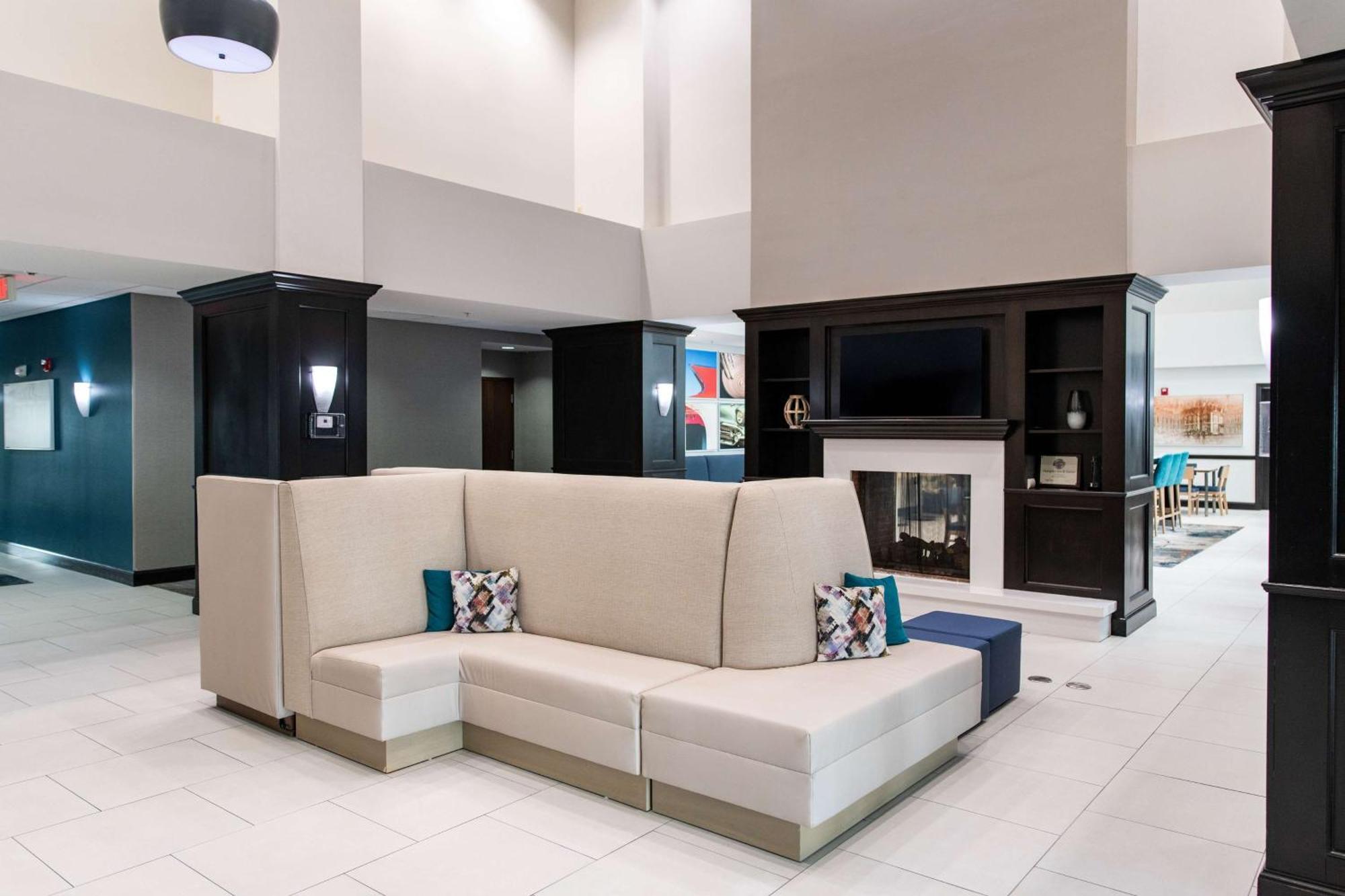 Hampton Inn & Suites Эфингем Экстерьер фото