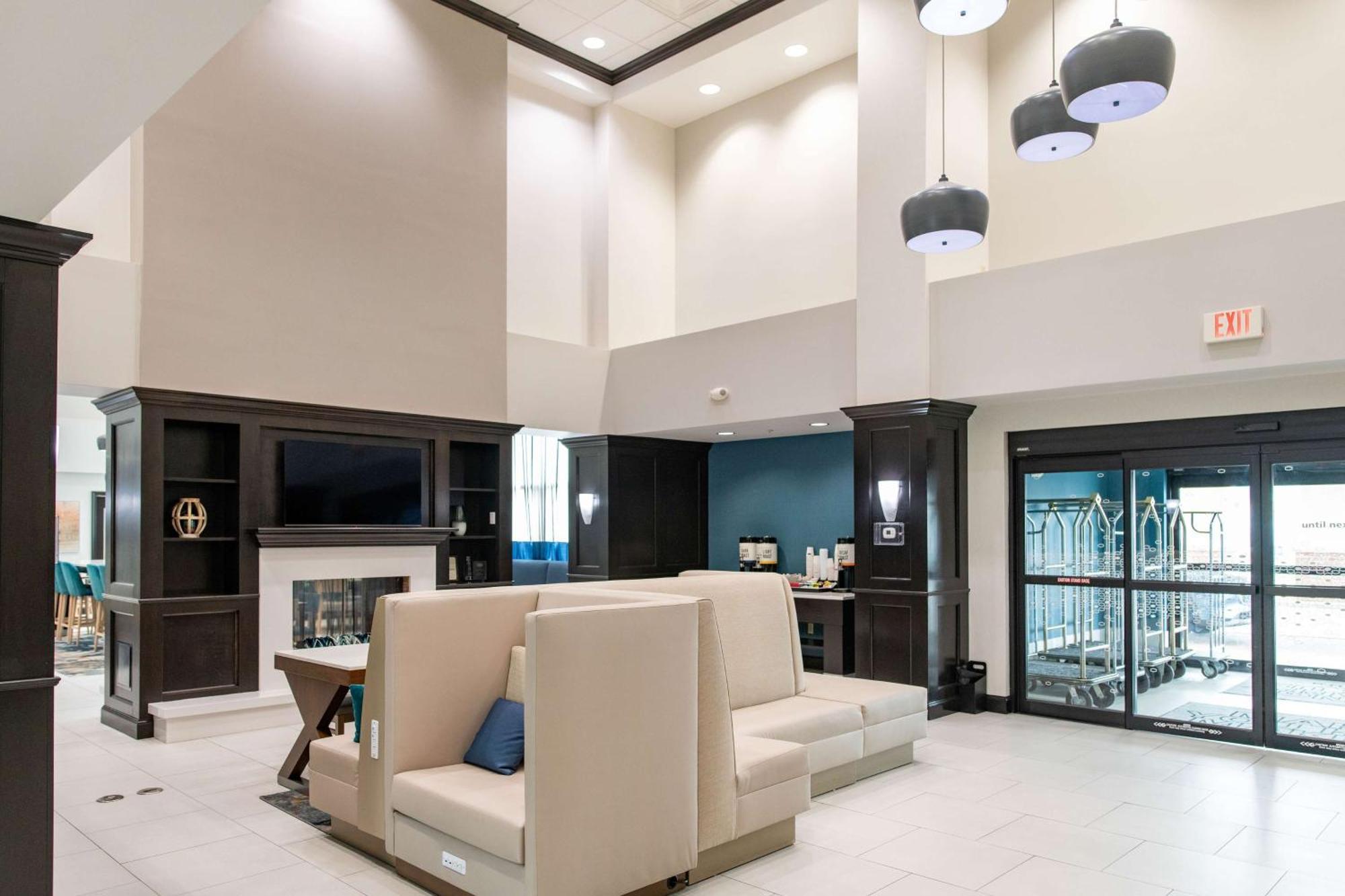 Hampton Inn & Suites Эфингем Экстерьер фото